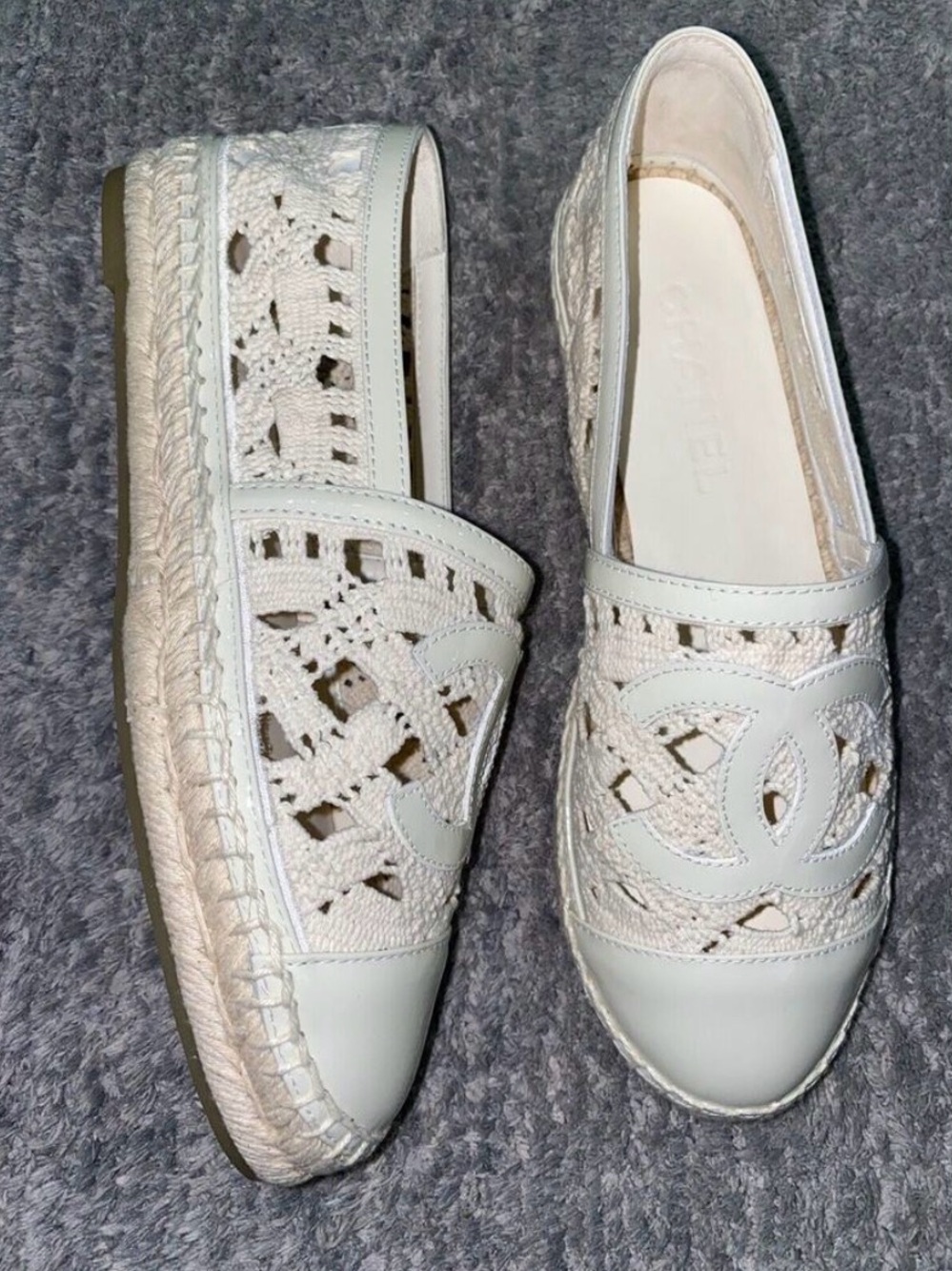 CHANEL Cream Lace Espadrille Flats - Size 42 - Picture 7 of 9